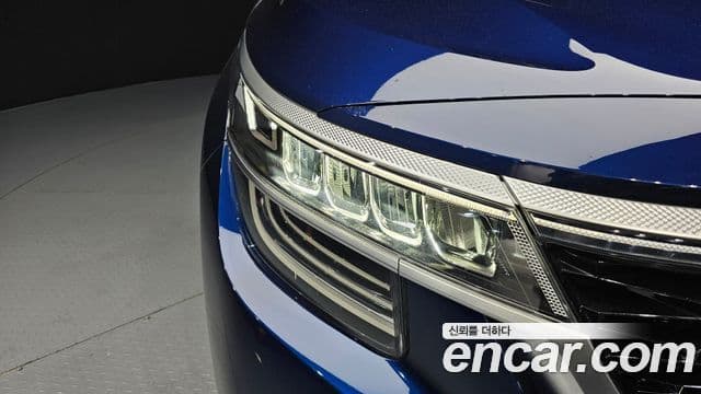 Kia Seltos 2021 — ფოტო 24/31