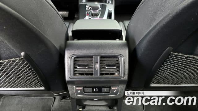 Audi Q5 2020 — ფოტო 18/20