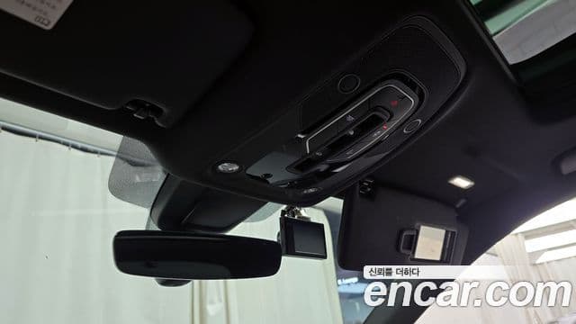 Audi Q5 2020 — ფოტო 19/20