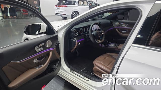 Mercedes-Benz E-Class 2021 — Şəkil 10/20