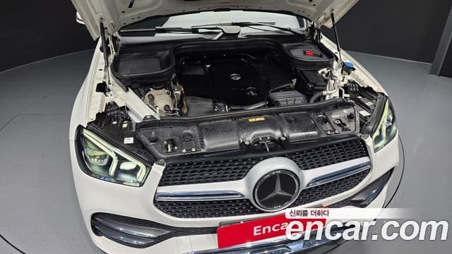 Mercedes-Benz GLE-Class 2021 — ფოტო 6/20