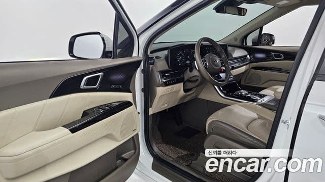 Kia Carnival 2021 — Şəkil 10/20