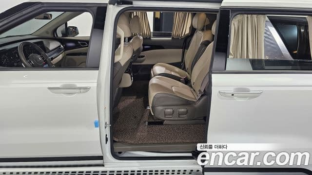 Kia Carnival 2021 — Şəkil 11/20