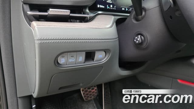 Genesis G90 2025 — Photo 24/36