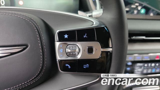 Genesis G90 2025 — Photo 28/36