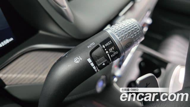 Genesis G90 2025 — Photo 8/36