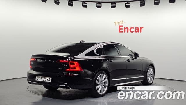 Volvo S90 2018 — ფოტო 6/20