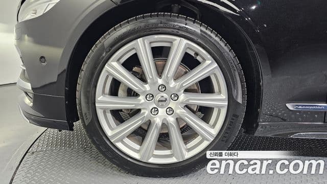 Volvo S90 2018 — ფოტო 20/20