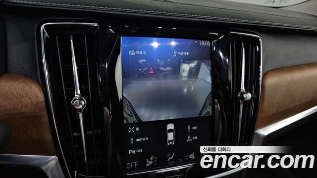 Volvo S90 2018 — ფოტო 12/20