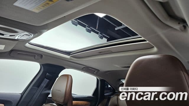 Volvo S90 2018 — ფოტო 14/20