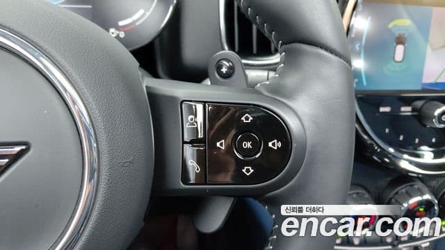 Mini Cooper S Countryman 2023 — ფოტო 7/20
