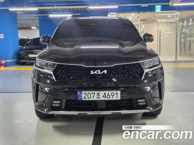 Kia Sorento 2023 — ფოტო 1/20