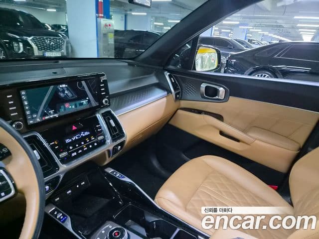 Kia Sorento 2023 — ფოტო 11/20
