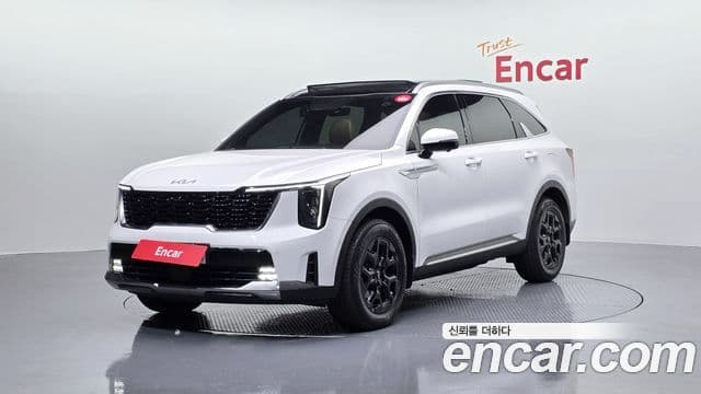 Kia Sorento 2023 — Фото 1/20