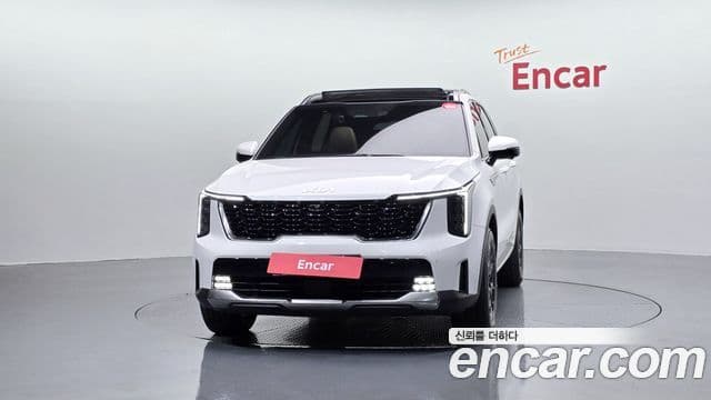Kia Sorento 2023 — Фото 3/20