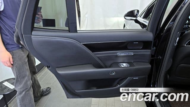 Genesis G90 2022 — Photo 29/37