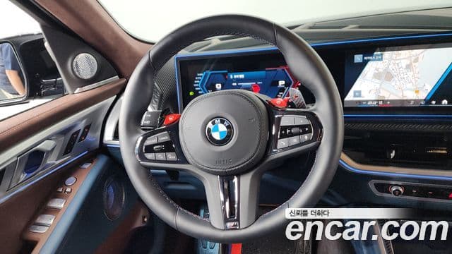 BMW XM 2025 — Фото 14/20