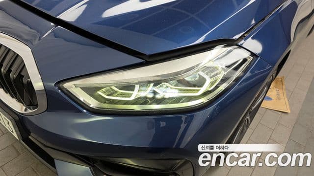 BMW 1 Series 2021 — ფოტო 19/32