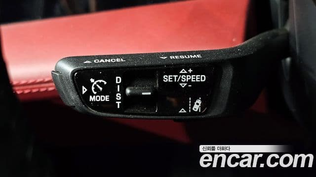 Porsche Taycan 2025 — Şəkil 7/20