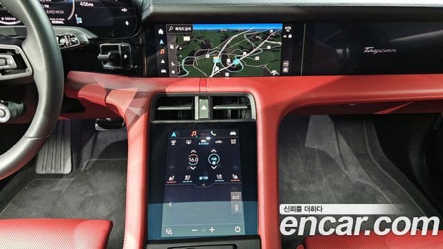 Porsche Taycan 2025 — Şəkil 18/20