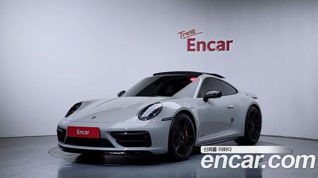 Porsche 911 2022 — ფოტო 2/33