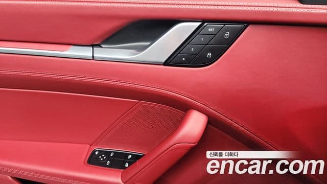 Porsche 911 2022 — ფოტო 23/33