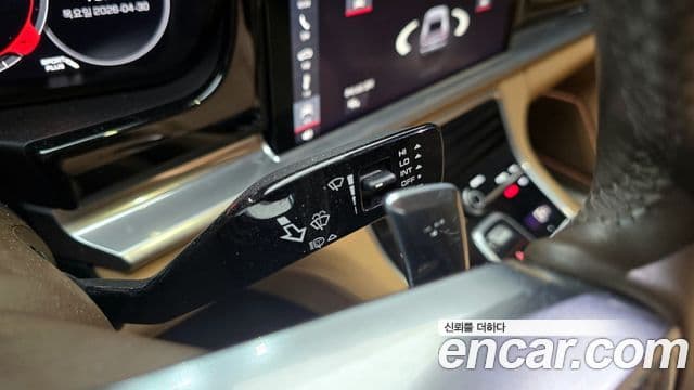 Porsche Panamera 2018 — Photo 20/38