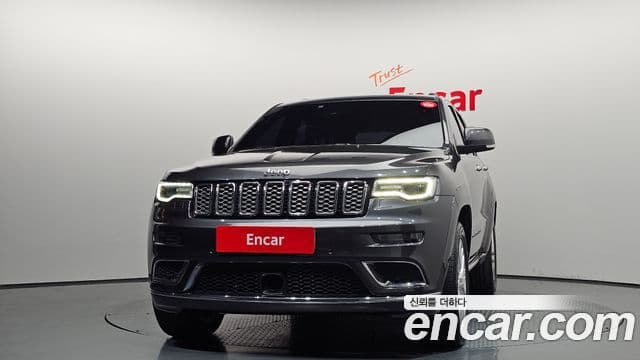 Jeep Grand Cherokee 2018 — Şəkil 2/20