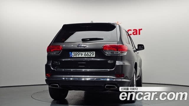Jeep Grand Cherokee 2018 — Şəkil 3/20