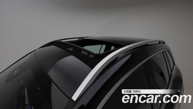 Mercedes-Benz EQB 2025 — ფოტო 18/20