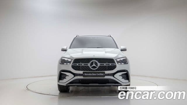 Mercedes-Benz GLE-Class 2025 — Photo 17/20