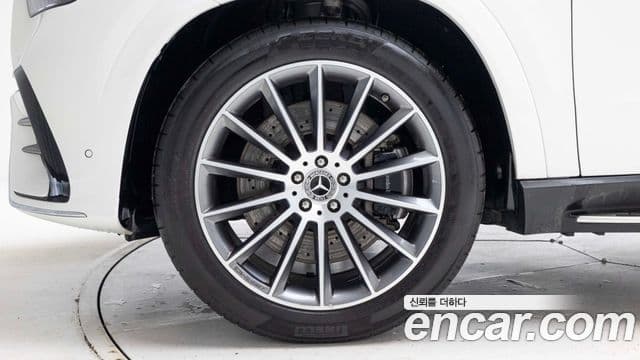 Mercedes-Benz GLE-Class 2025 — Photo 5/20