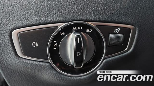 Mercedes-Benz E-Class 2022 — Şəkil 19/20