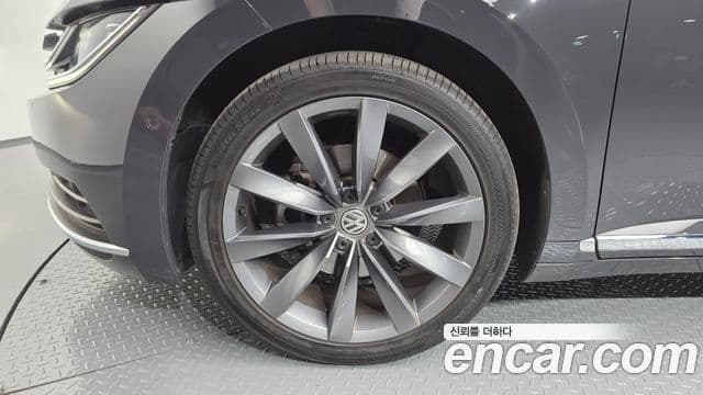 Volkswagen Arteon 2020 — Şəkil 5/20
