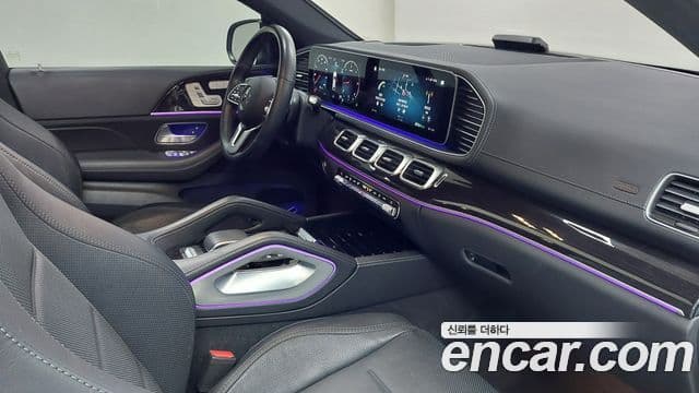 Mercedes-Benz GLE-Class 2023 — Photo 9/20