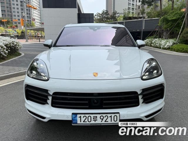 Porsche Cayenne 2023 — Şəkil 17/17