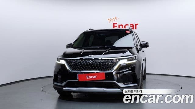 Kia Carnival 2021 — ფოტო 3/20