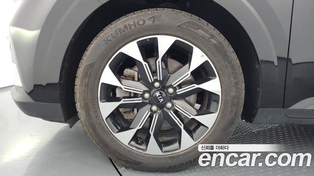 Kia Carnival 2021 — ფოტო 5/20