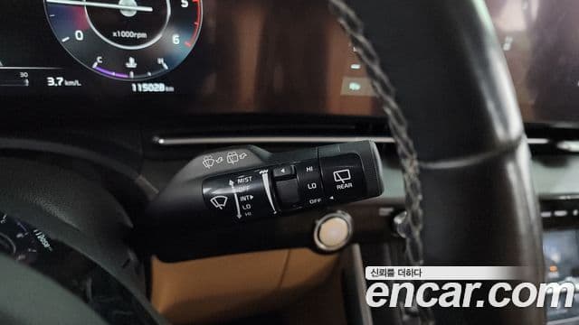 Kia Carnival 2021 — ფოტო 20/20