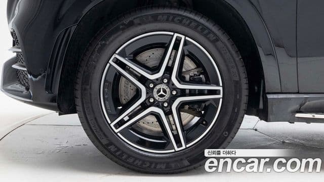 Mercedes-Benz GLE-Class 2021 — Фото 4/20