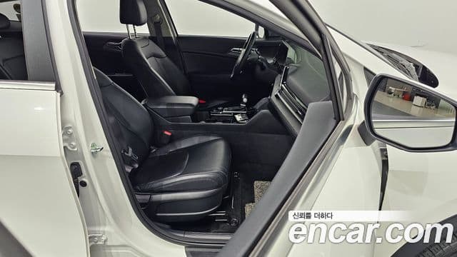 Kia Sportage 2023 — Şəkil 10/20