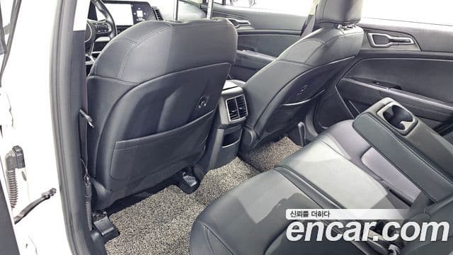 Kia Sportage 2023 — Şəkil 18/20