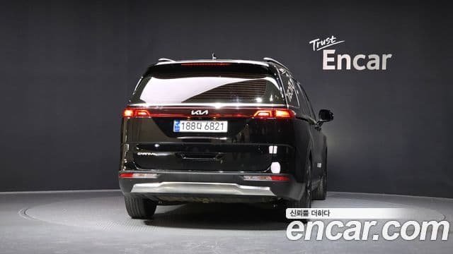 Kia Carnival 2023 — Şəkil 4/20