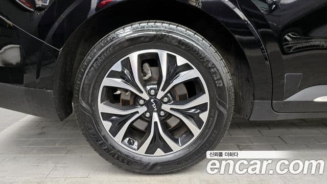 Kia Carnival 2023 — Şəkil 5/20