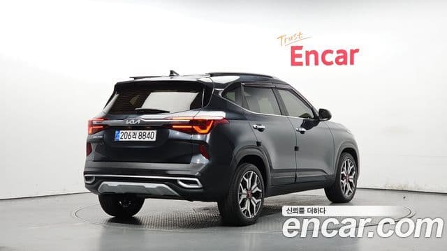 Kia Seltos 2022 — Şəkil 2/20
