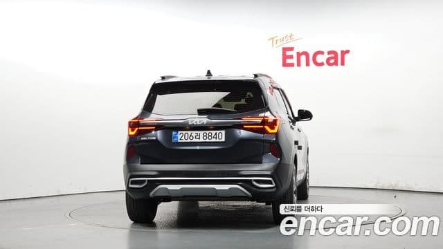 Kia Seltos 2022 — Şəkil 4/20