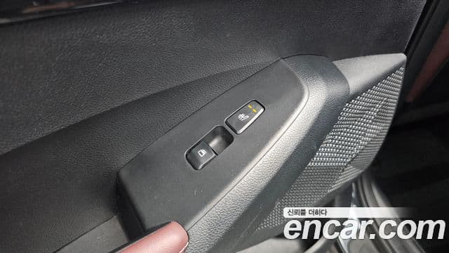 Kia Seltos 2022 — Şəkil 19/20