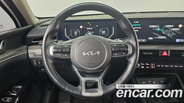 Kia K5 2024 — Şəkil 13/20