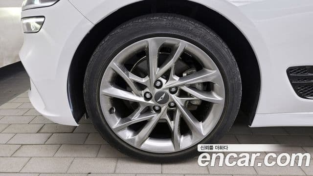 Genesis G70 2022 — ფოტო 5/20