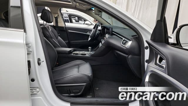 Genesis G70 2022 — ფოტო 11/20
